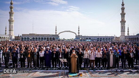 تصاویر/ نماز عید سعید فطر در آستان مقدس مسجد جمکران
