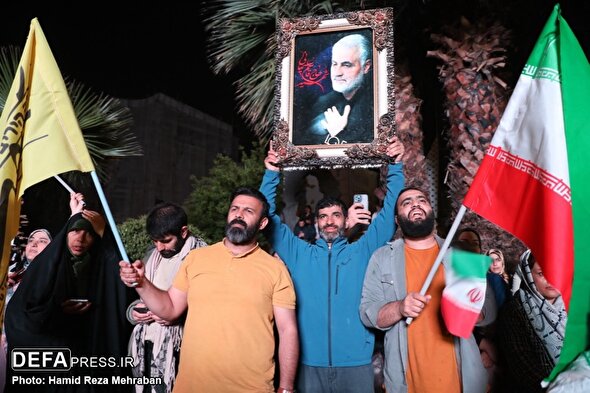 تصاویر/ تجمع مردم تهران در حمایت از مجاهدت سربازان سپاه اسلام