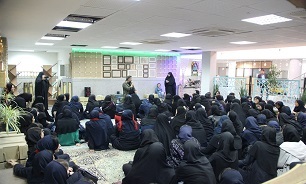 برگزاری کلاس های آمادگی دفاعی در مرکز فرهنگی و موزه دفاع مقدس استان سمنان